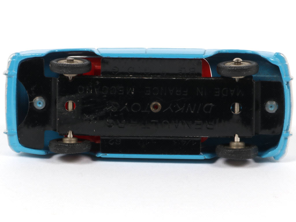 Lot 216 - DINKY TOYS (FRANCE) (1)