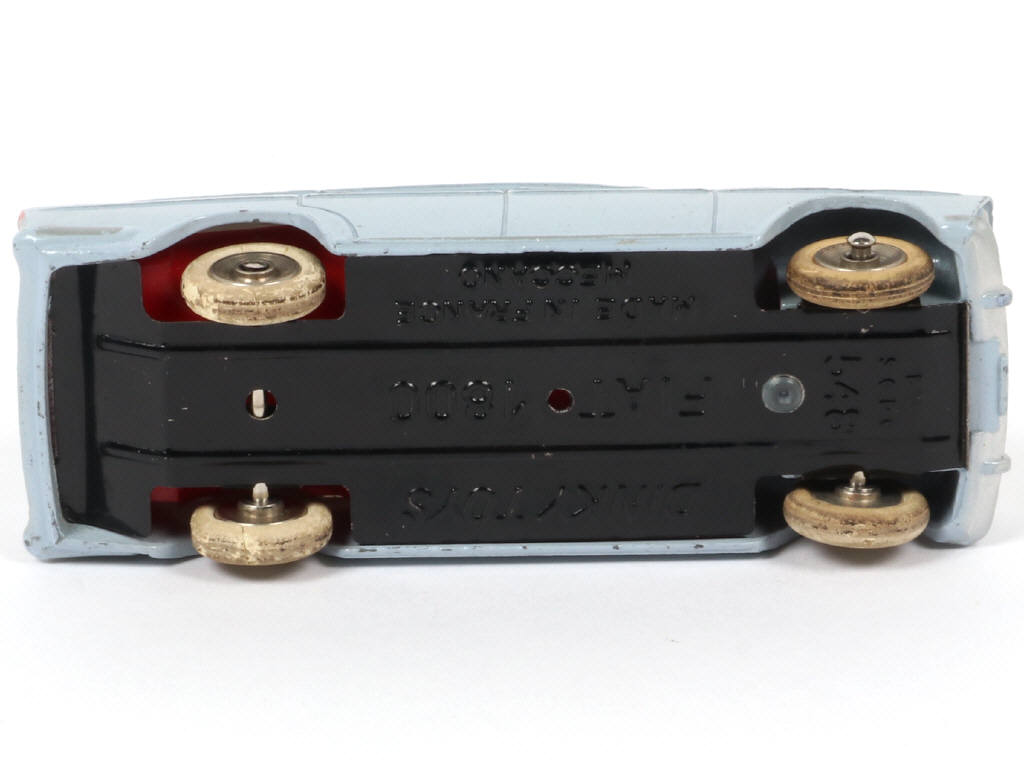 Lot 239 - DINKY TOYS (FRANCE) (1)