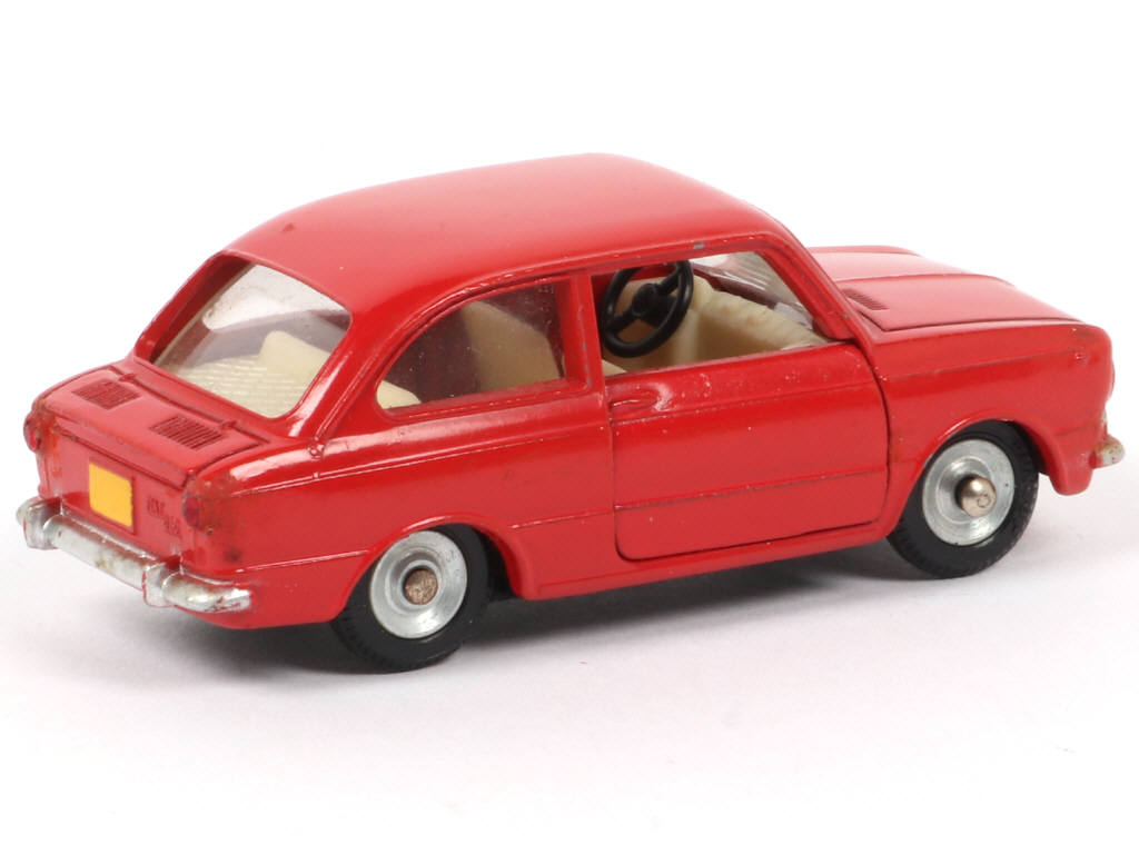 Lot 215 - DINKY TOYS (FRANCE) (1)