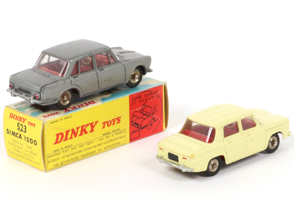 Lot 266 - DINKY TOYS (FRANCE) (2)