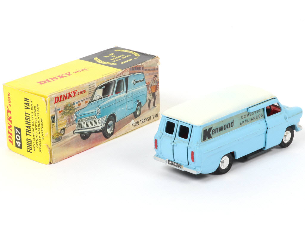 Lot 196 - DINKY TOYS (GB) (1)
