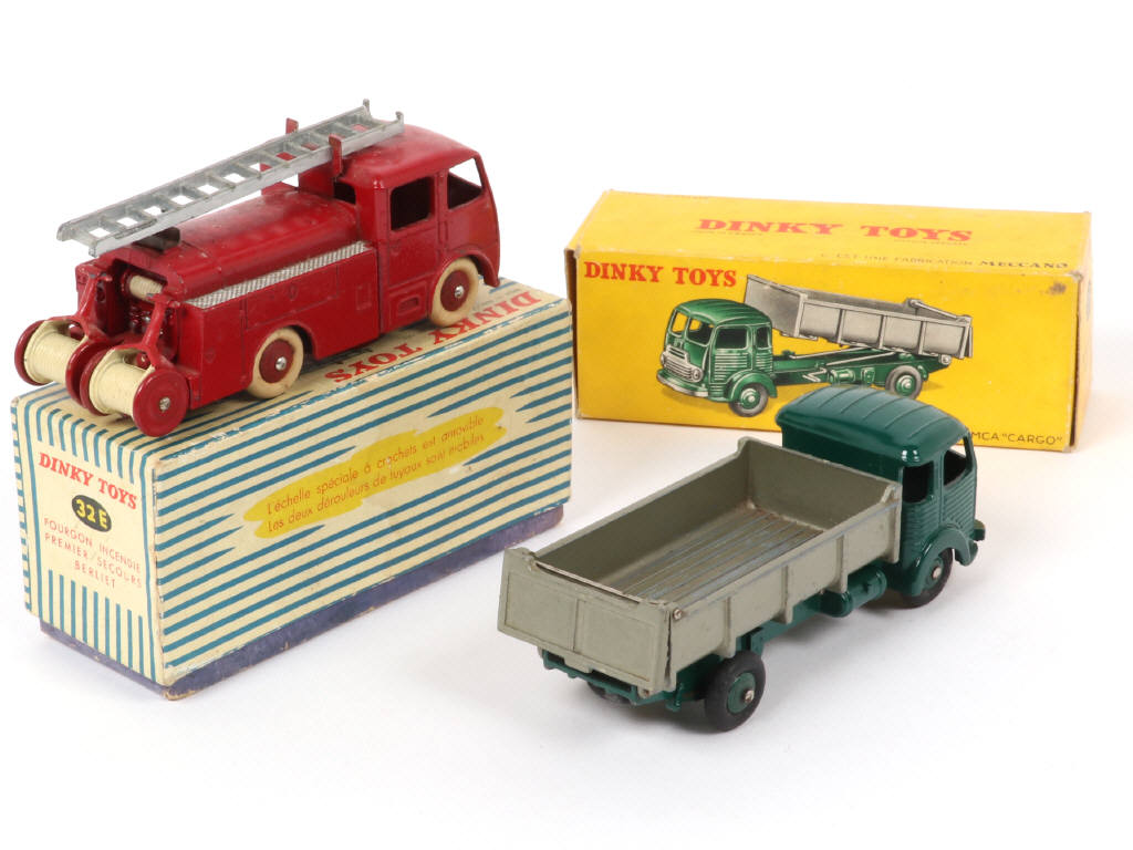 Lot 277 - DINKY TOYS (FRANCE) (2)