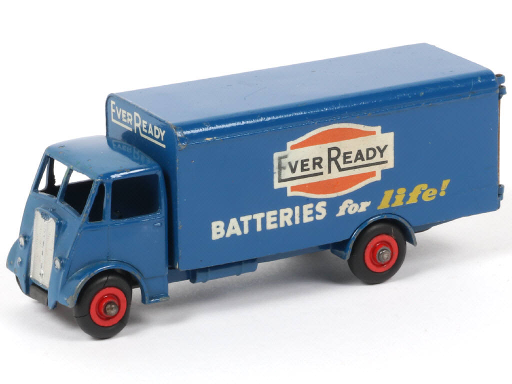 Lot 167 - DINKY TOYS (GB) (1)