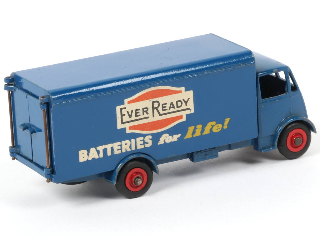 Lot 167 - DINKY TOYS (GB) (1)