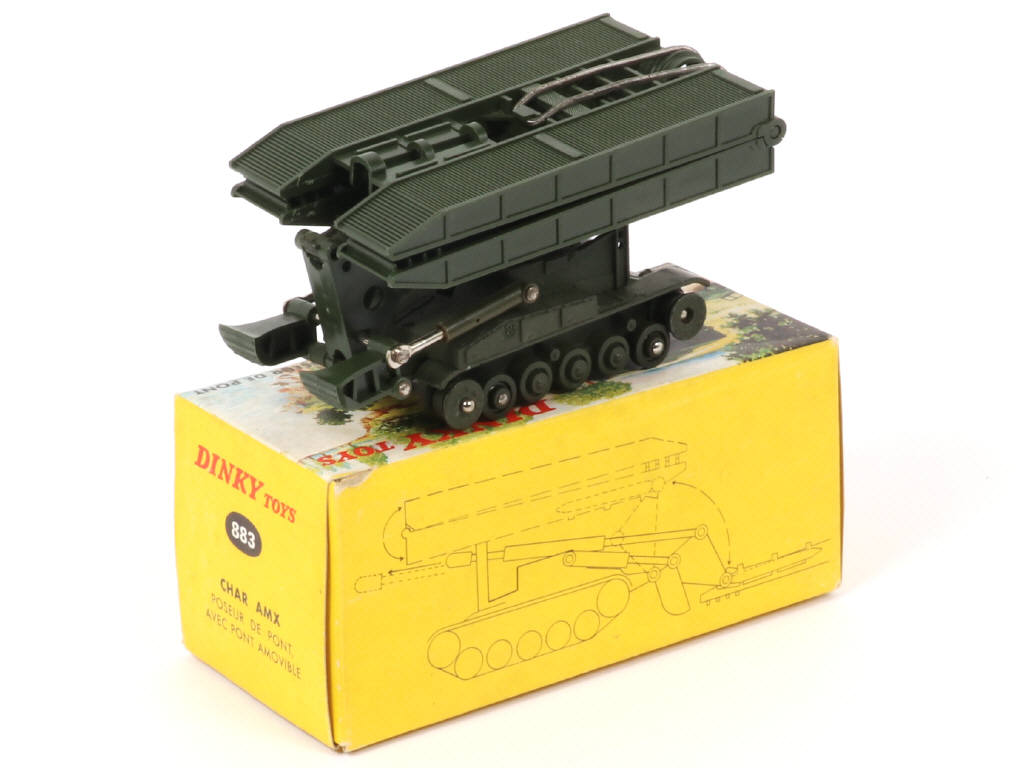 Lot 258 - DINKY TOYS (FRANCE) (1)