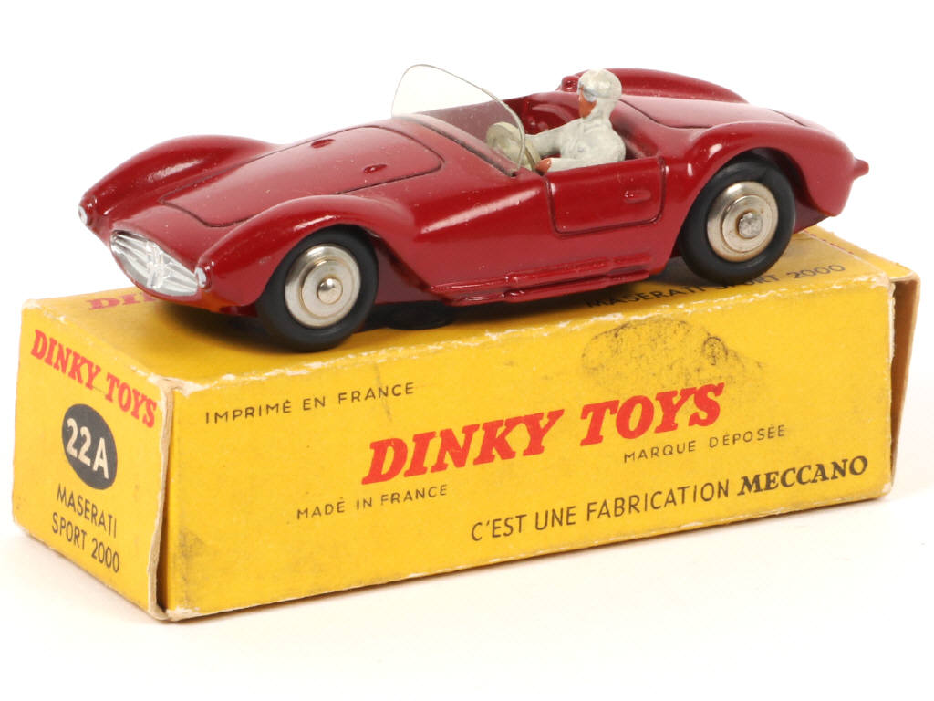 Lot 219 - DINKY TOYS (FRANCE) (1)
