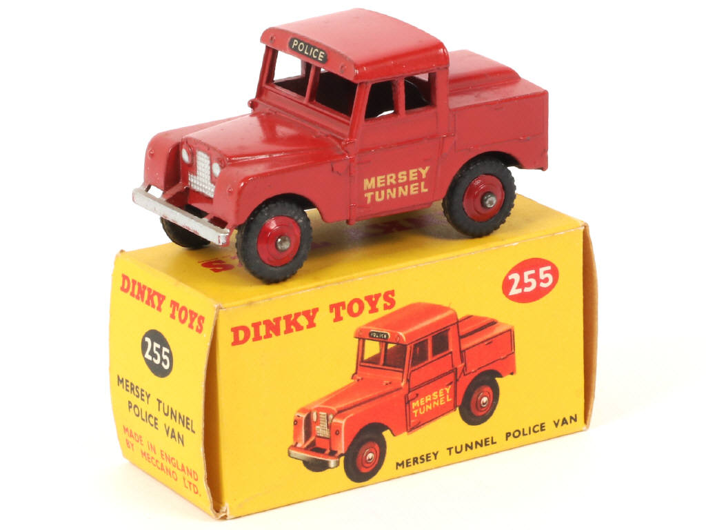 Lot 189 - DINKY TOYS (GB) (1)