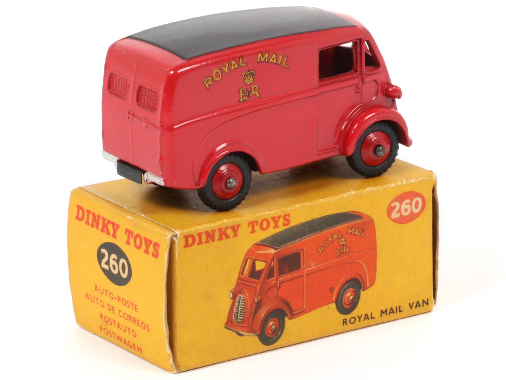 Lot 191 - DINKY TOYS (GB) (1)