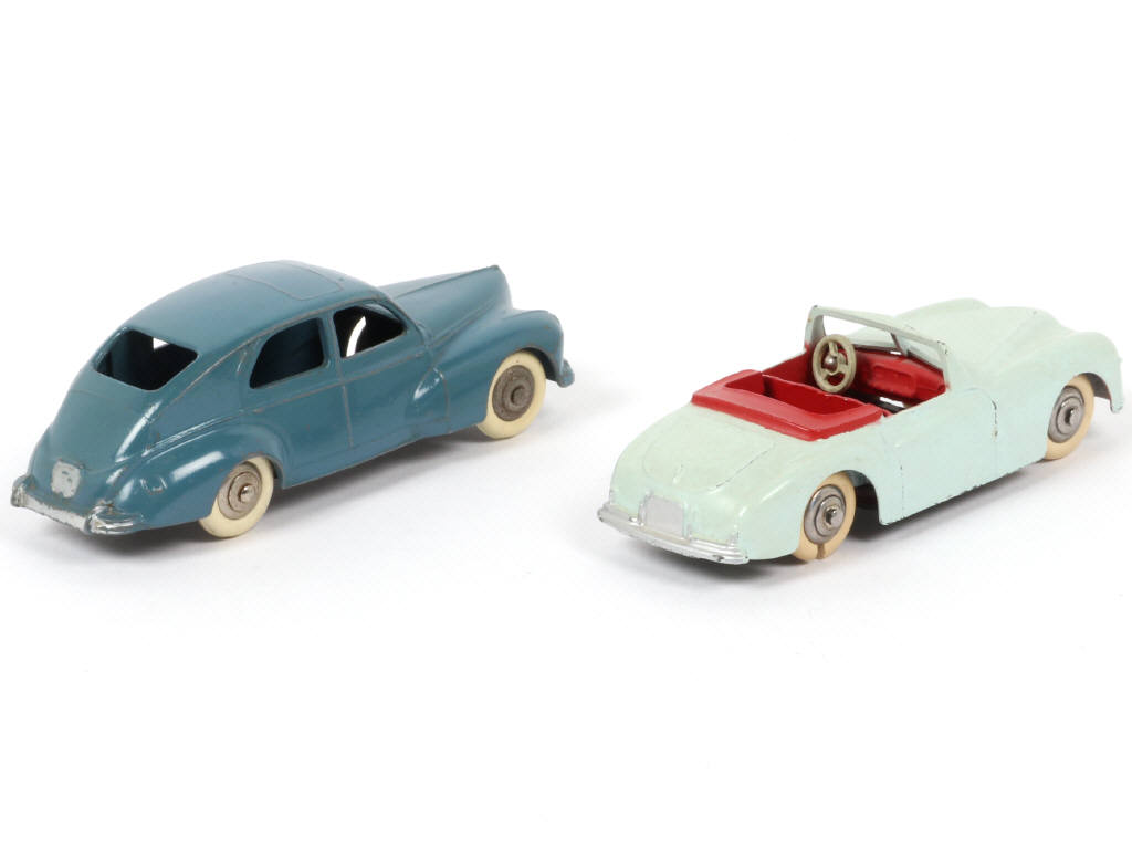 Lot 261 - DINKY TOYS (FRANCE) (2)