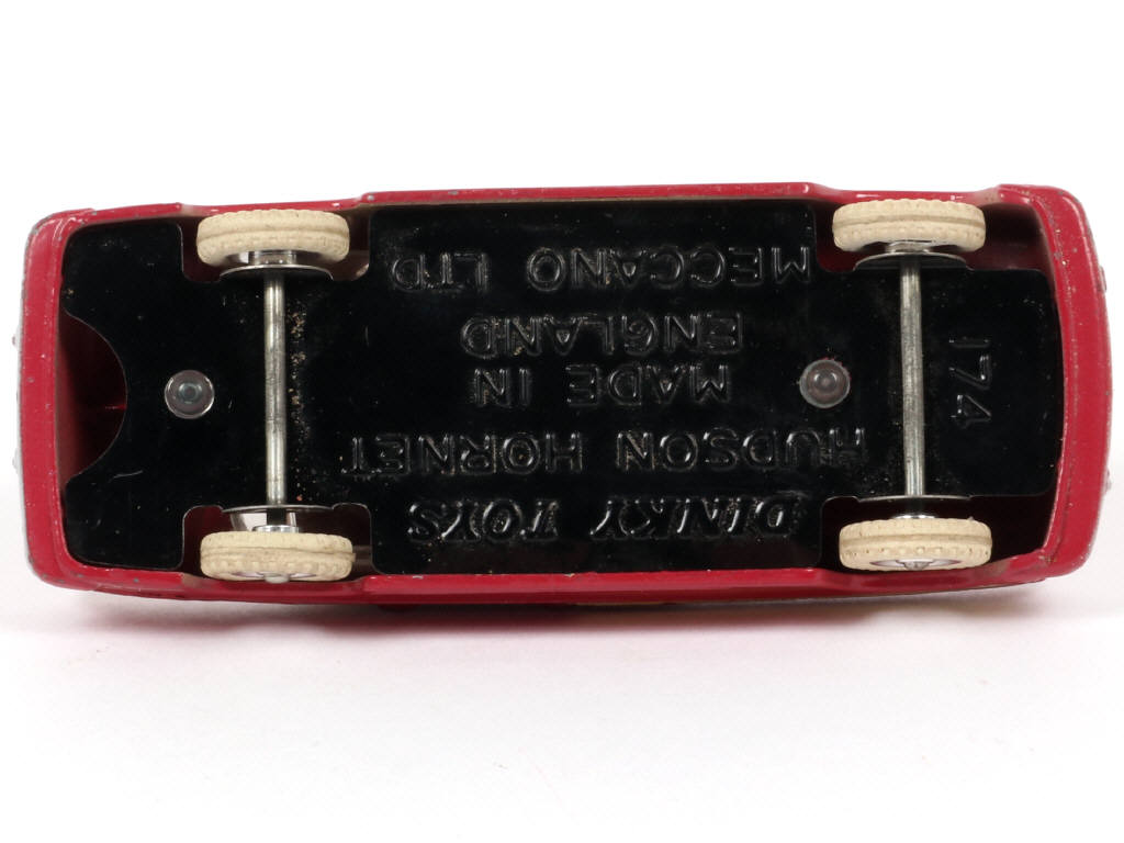 Lot 183 - DINKY TOYS (GB) (1)