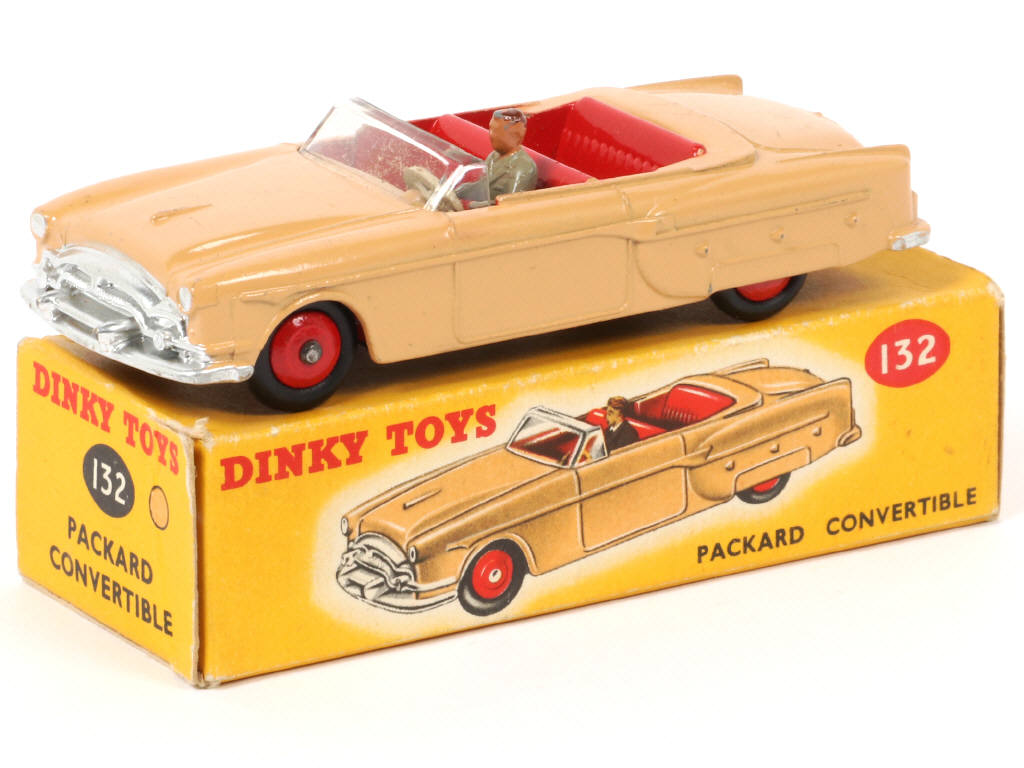 Lot 174 - DINKY TOYS (GB) (1)