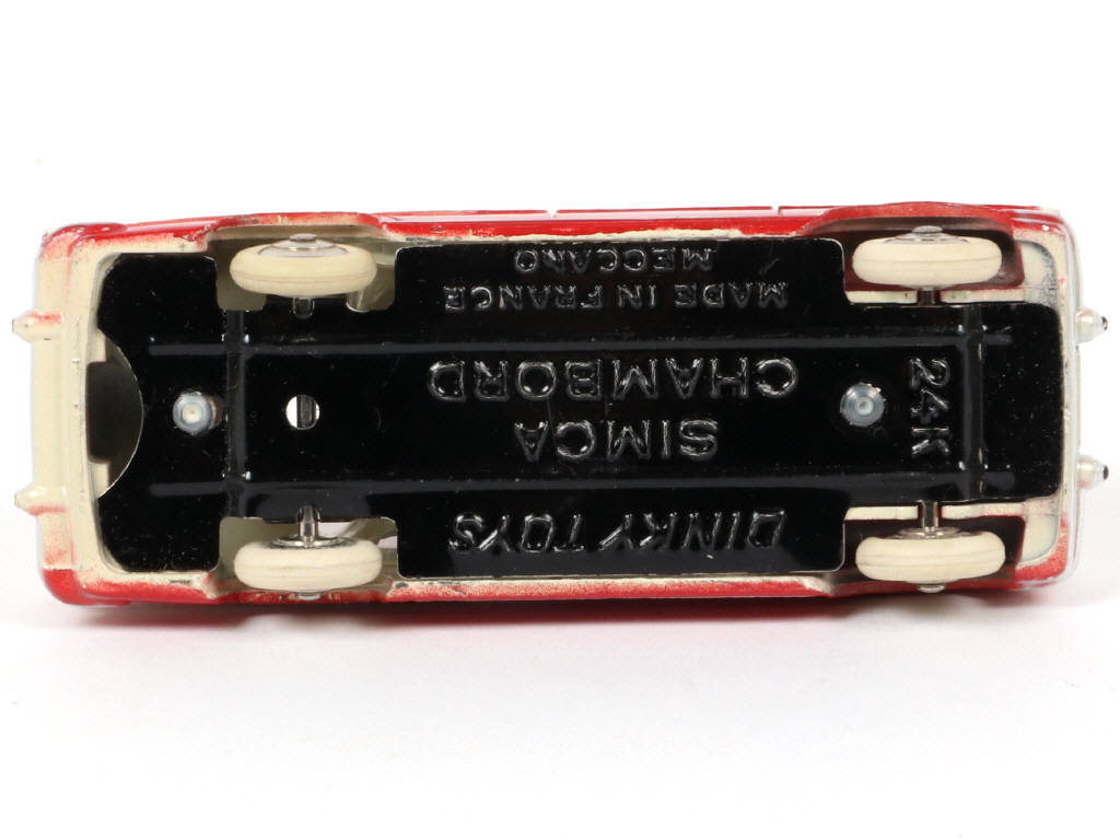 Lot 228 - DINKY TOYS (FRANCE) (1)