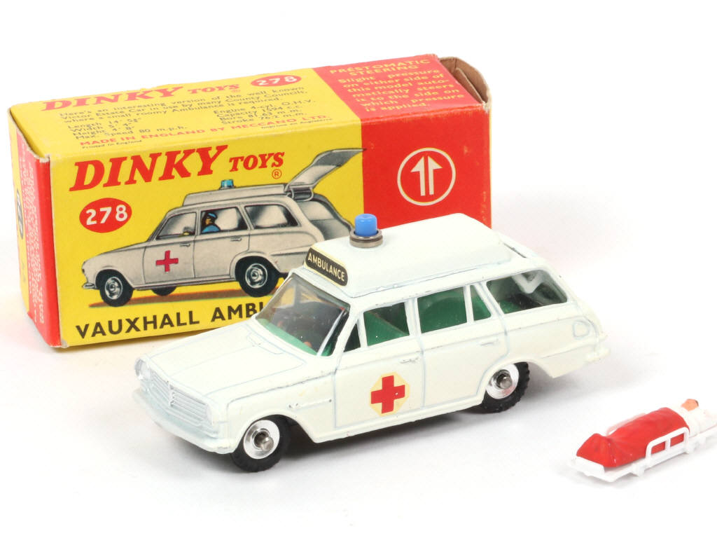Lot 193 - DINKY TOYS (GB) (1)