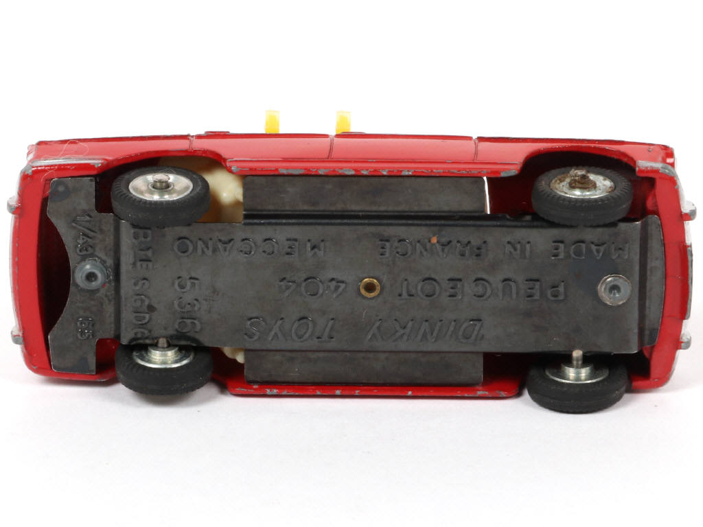 Lot 196 - DINKY TOYS (FRANCE) (1)