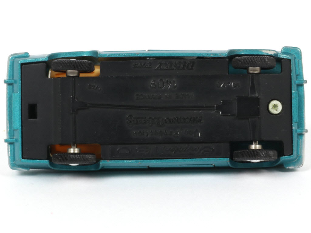 Lot 234 - DINKY TOYS (FRANCE) (1)