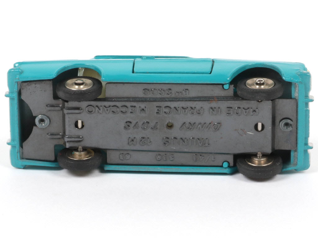 Lot 315 - DINKY TOYS (FRANCE) (1)