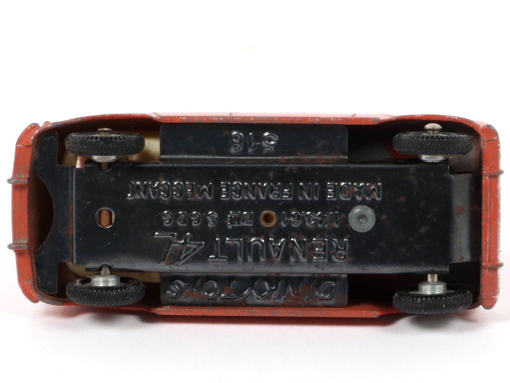 Lot 273 - DINKY TOYS (FRANCE) (1)