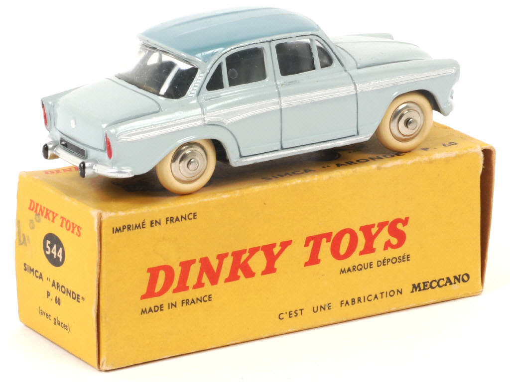 Lot 326 - DINKY TOYS (FRANCE) (1)