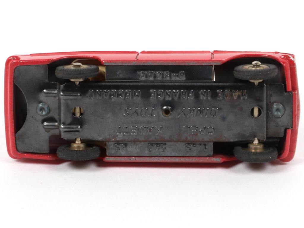 Lot 318 - DINKY TOYS (FRANCE) (1)