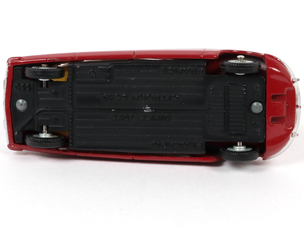 Lot 296 - DINKY TOYS (FRANCE) (1)