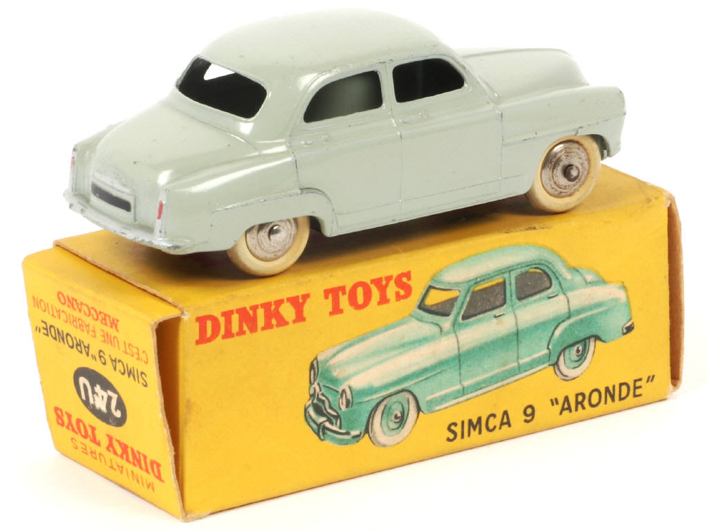 Lot 222 - DINKY TOYS (FRANCE) (1)