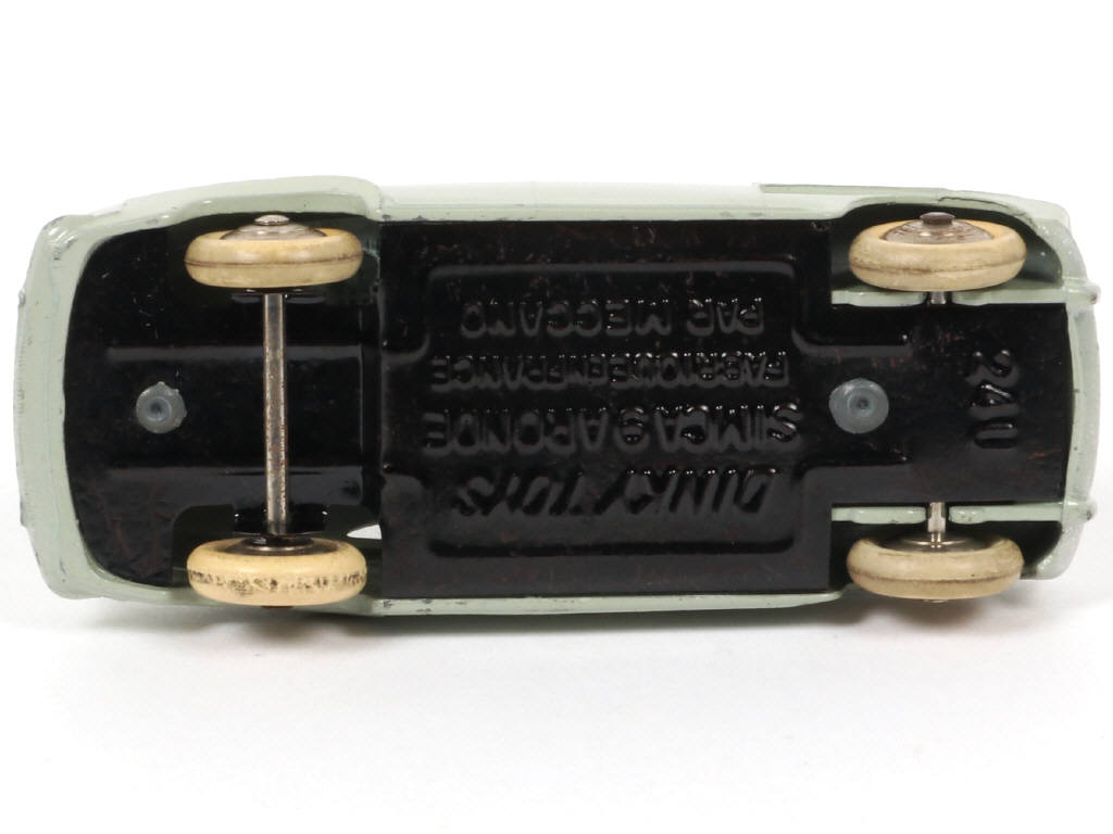 Lot 222 - DINKY TOYS (FRANCE) (1)