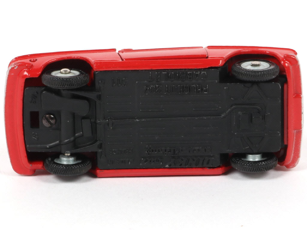 Lot 258 - DINKY TOYS (FRANCE) (1)