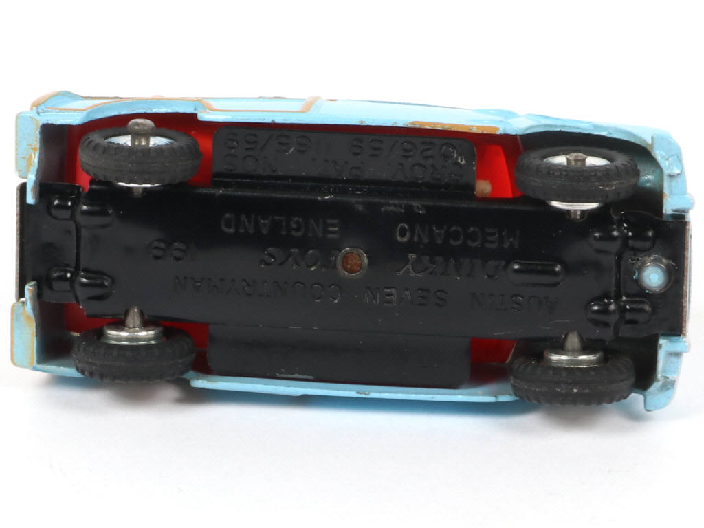 Lot 142 - DINKY TOYS (GB) (1)