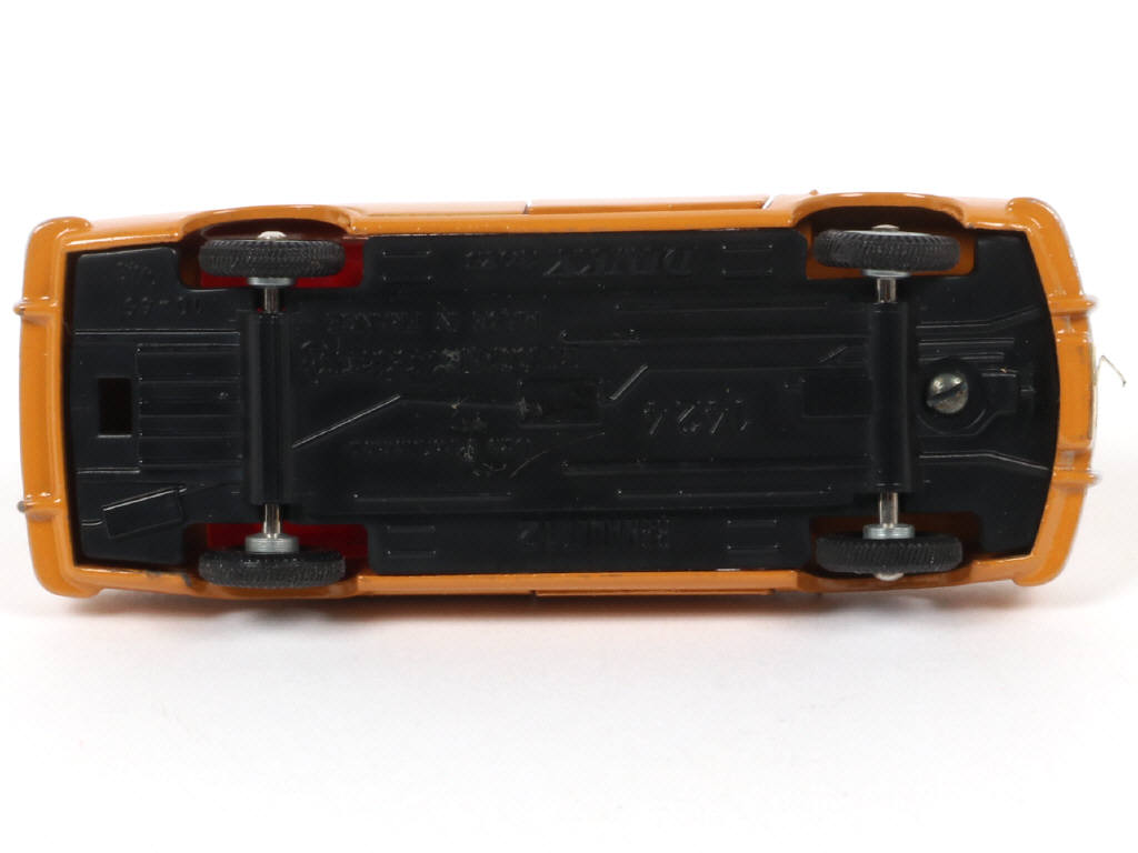 Lot 245 - DINKY TOYS (FRANCE) (1)