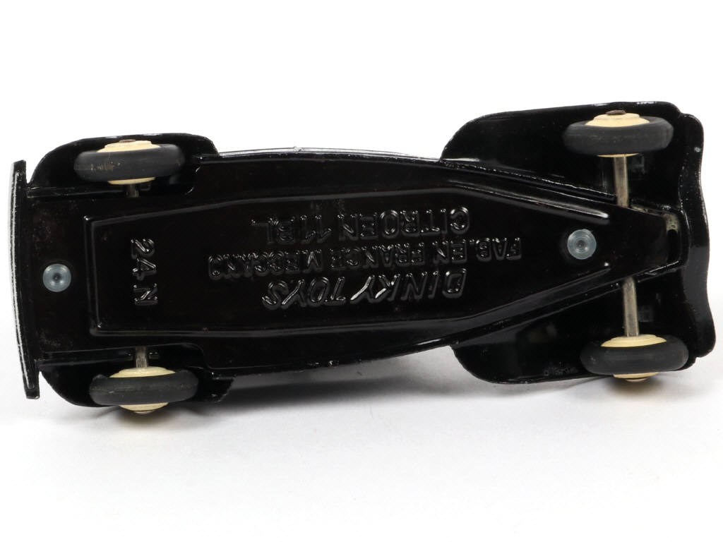 Lot 171 - DINKY TOYS (FRANCE) (1)