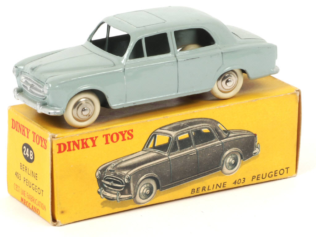 Lot 203 - DINKY TOYS (FRANCE) (1)