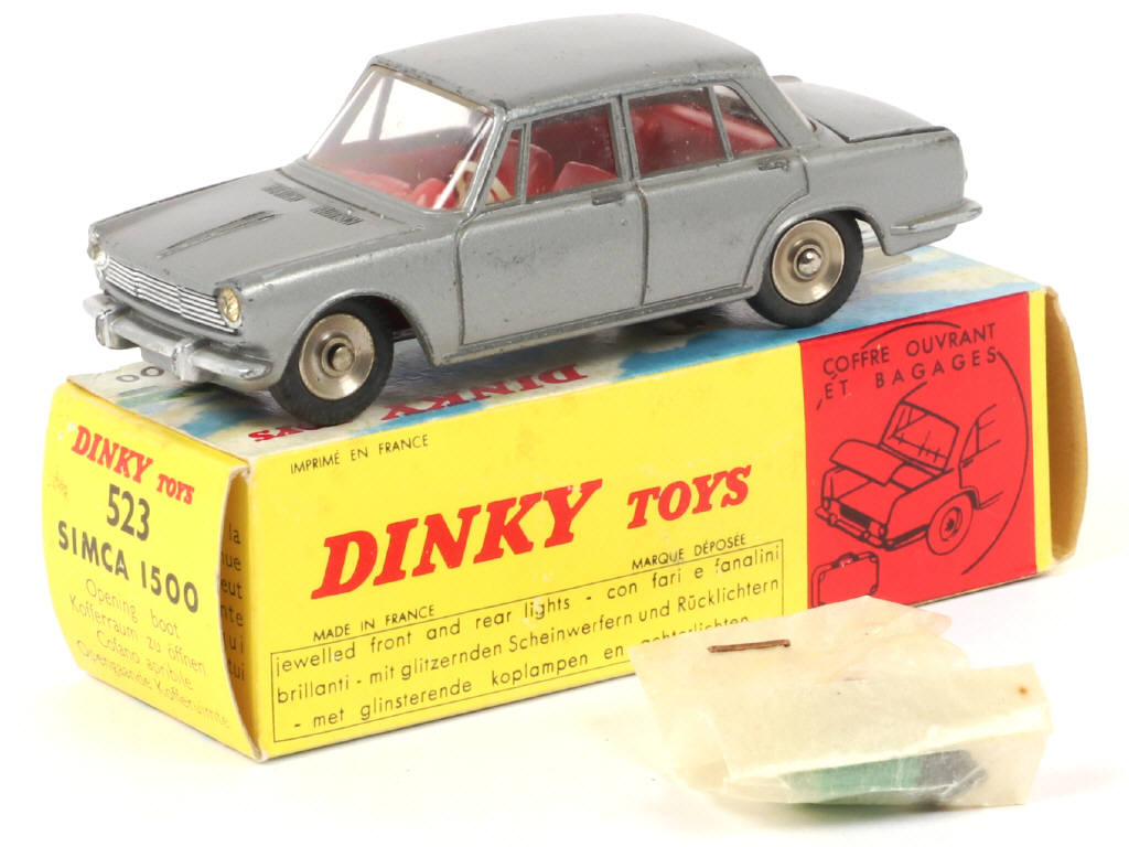 Lot 284 - DINKY TOYS (FRANCE) (1)