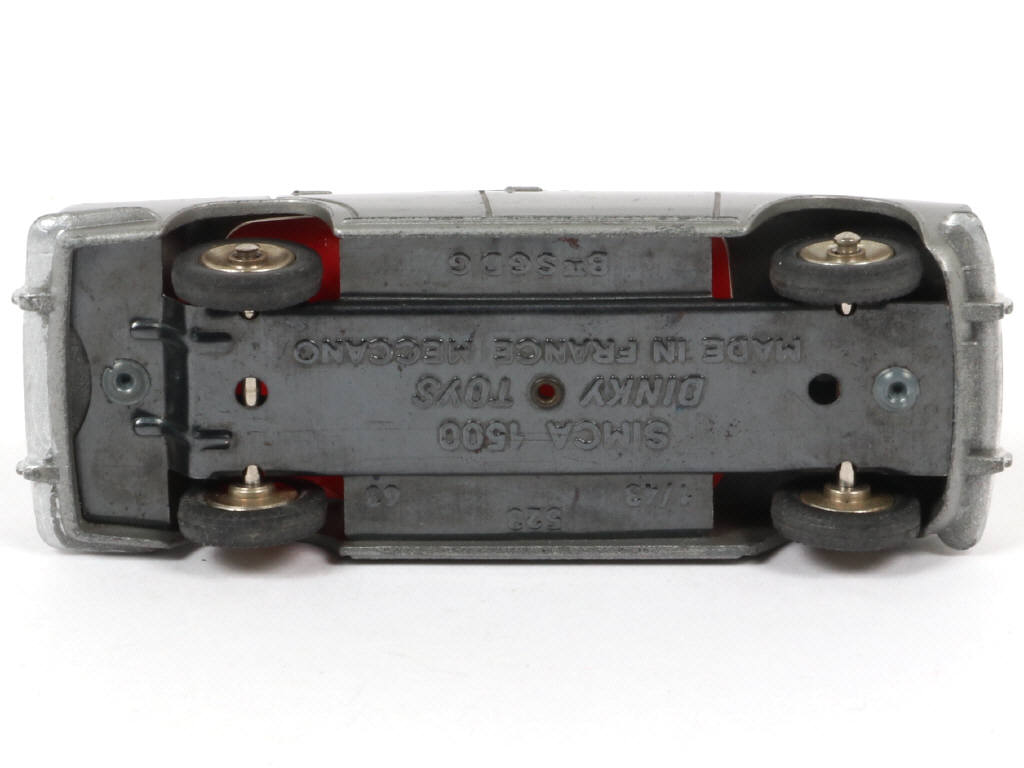 Lot 284 - DINKY TOYS (FRANCE) (1)