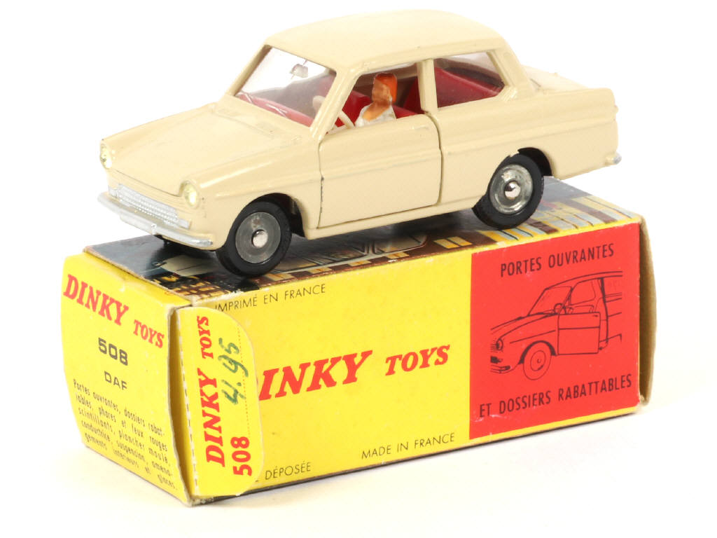 Lot 253 - DINKY TOYS (FRANCE) (1)