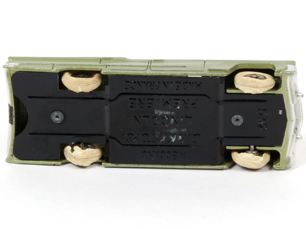 Lot 299 - DINKY TOYS (FRANCE) (1)