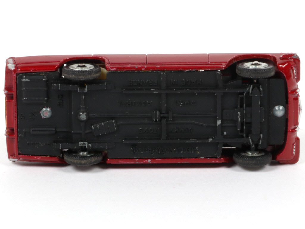 Lot 260 - DINKY TOYS (FRANCE) (1)