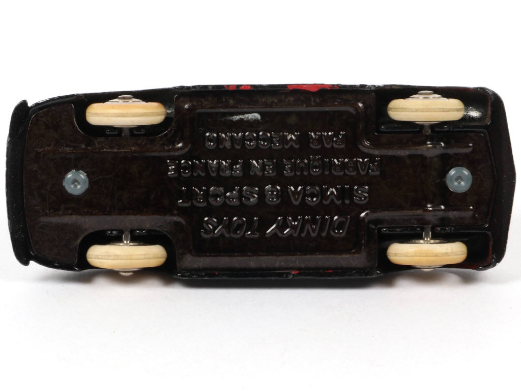 Lot 185 - DINKY TOYS (FRANCE) (1)