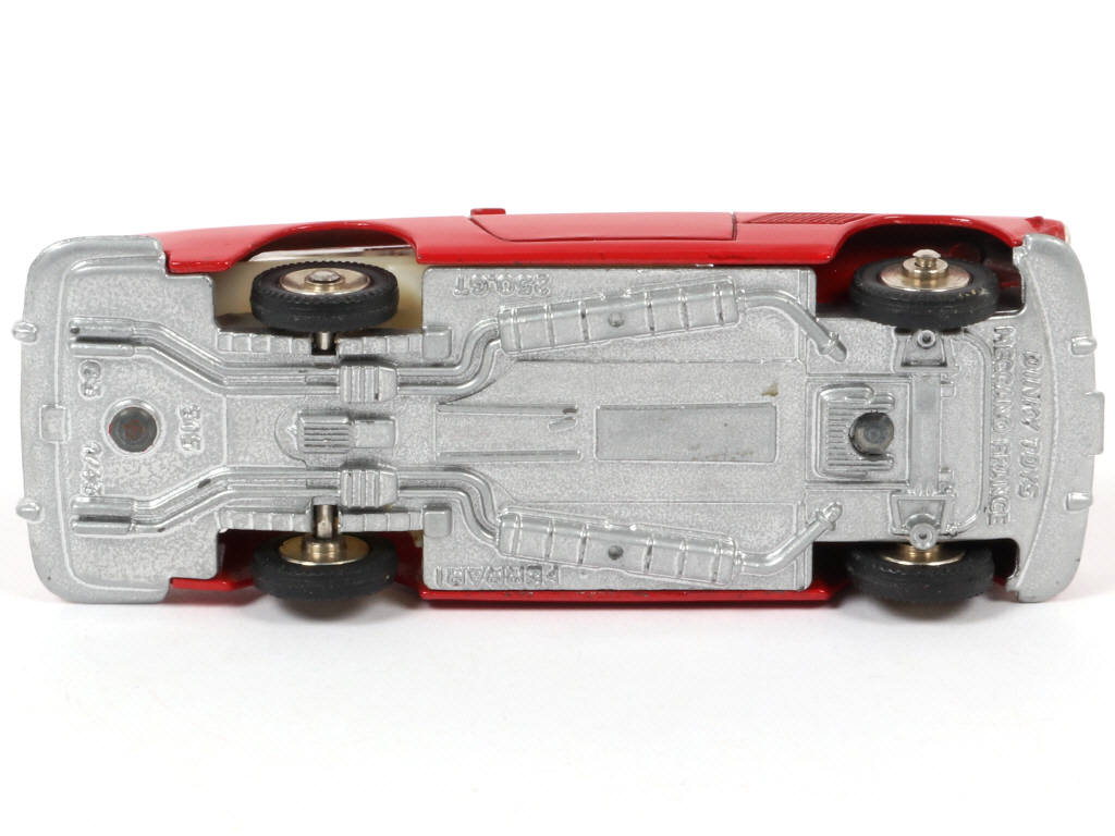 Lot 263 - DINKY TOYS (FRANCE) (1)