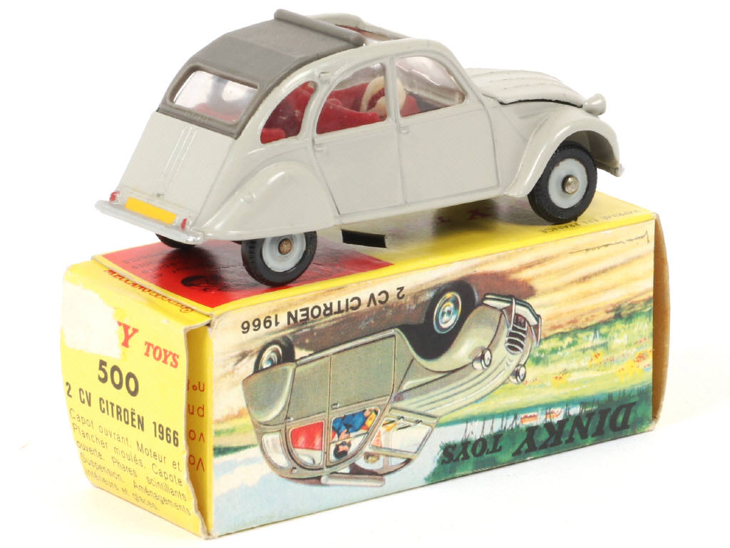 Lot 228 - DINKY TOYS (FRANCE) (1)