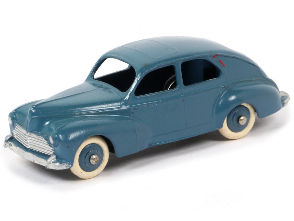 Lot 355 - DINKY TOYS (FRANCE) (1)