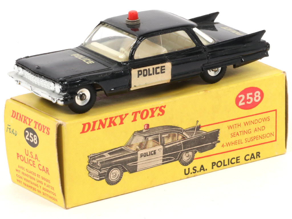 Lot 520 - DINKY TOYS (GB) (1)