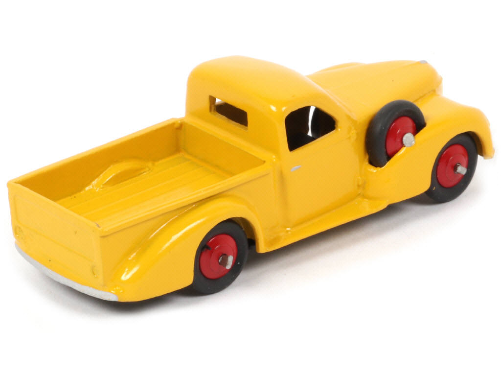 Lot 303 - CLUB DINKY FRANCE (1)