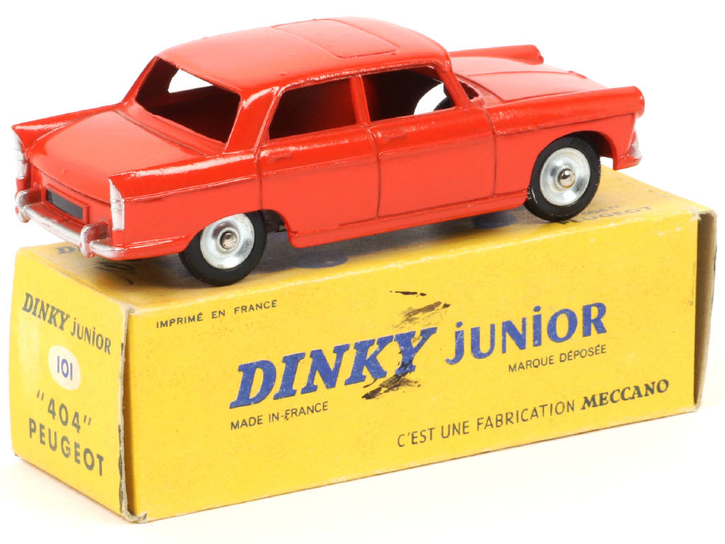 Lot 328 - DINKY TOYS (FRANCE) Série JUNIOR (1)