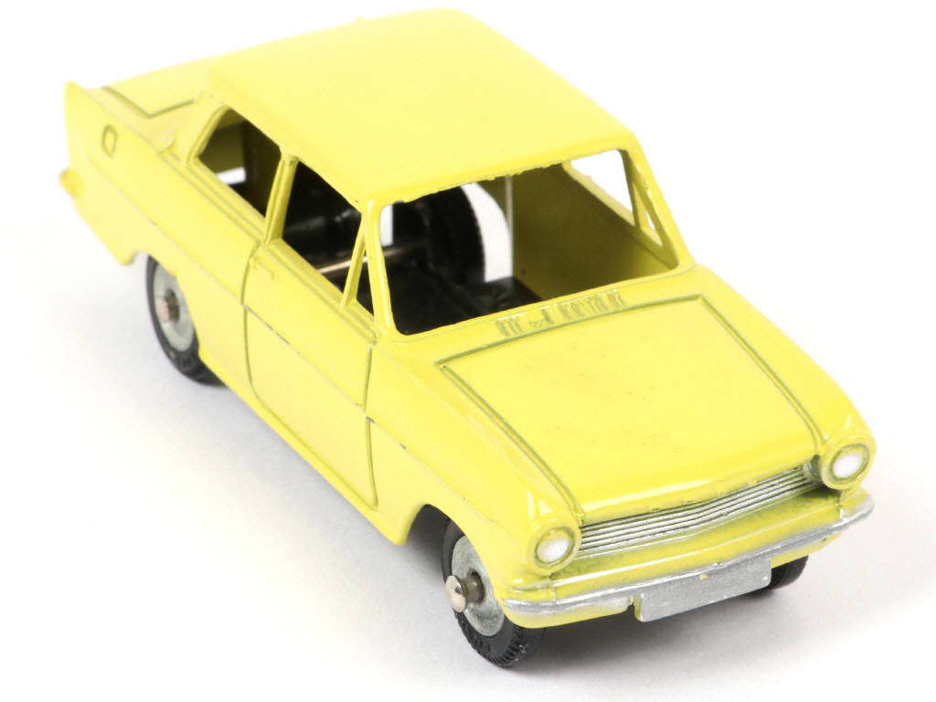 Lot 336 - DINKY TOYS (FRANCE) Série JUNIOR (1)