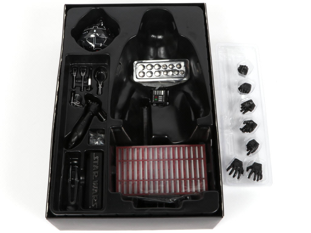 Lot 149 - HOT TOYS (JAPON) (1)