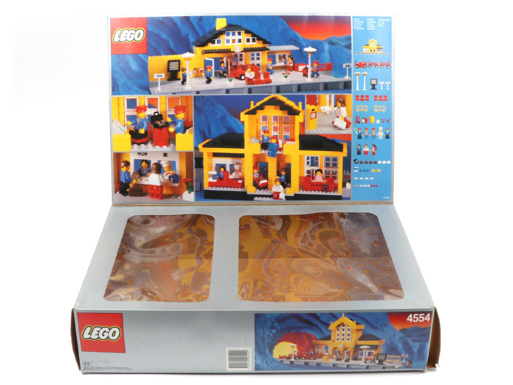 Lot 36 - LEGO (DANEMARK) (1)