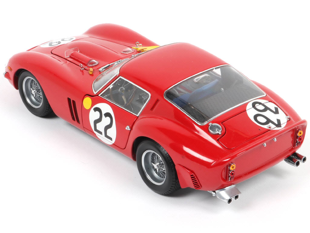 Lot 14 - KYOSHO (JAPON) (1)