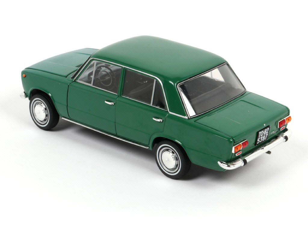Lot 24 - IST MODELS (CHINE) (1)