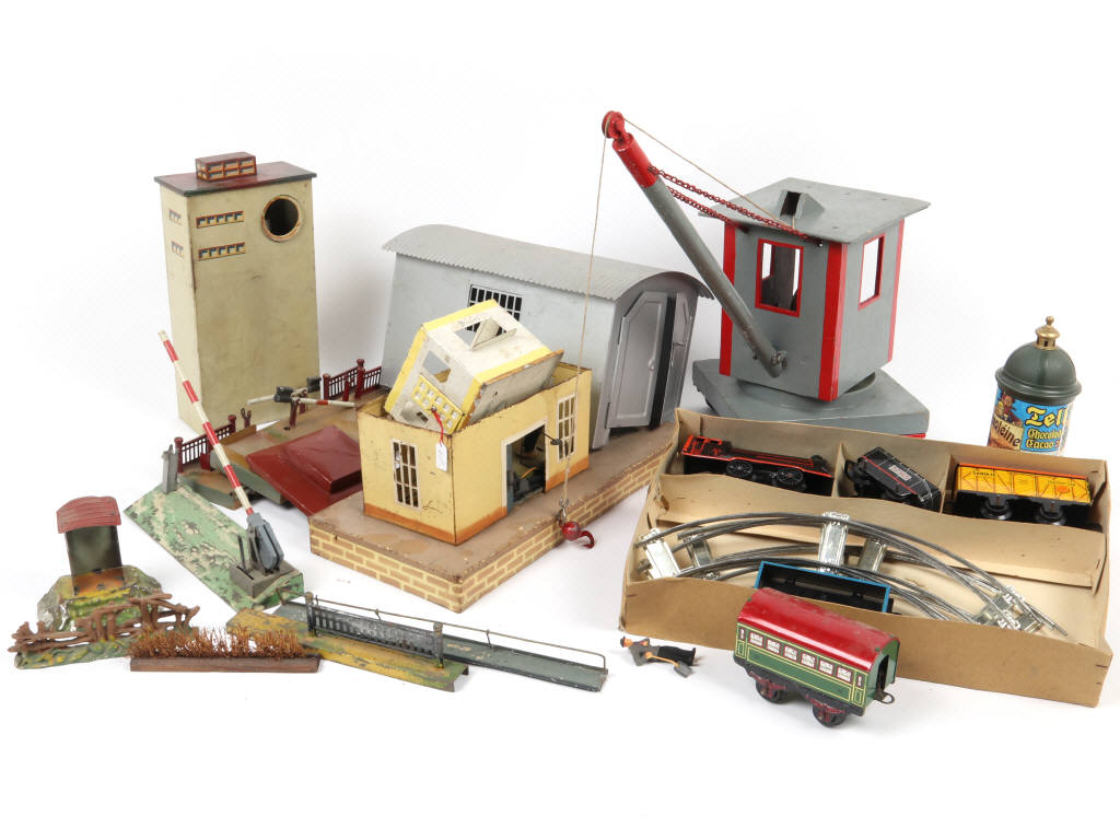 Lot 71 - DIVERS (11)