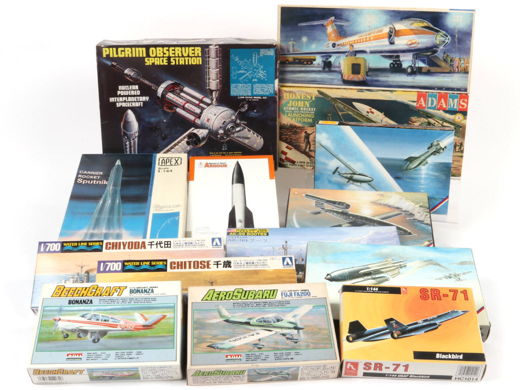 Lot 37 - DIVERS (14)